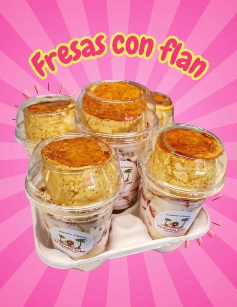 Five clear plastic containers of flan desserts arranged on a white tray against a bright pink starburst background with yellow text reading fresas con flan